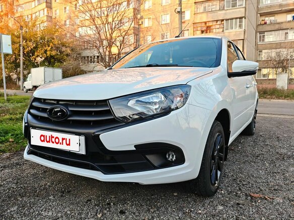 2024 Lada (ВАЗ) Granta I Рестайлинг, белый, 950000 рублей - вид 1
