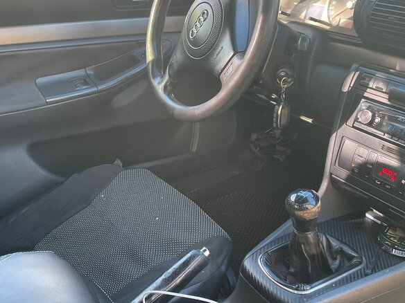2000 Audi A4 I (B5) Рестайлинг, чёрный, 190000 рублей - вид 5