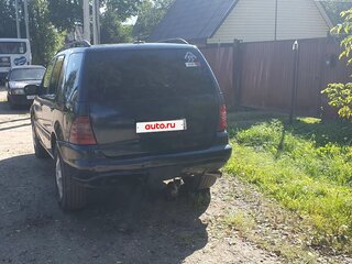 2002 Mercedes-Benz M-Класс 320 I (W163) Рестайлинг, чёрный, 500000 рублей, вид 3
