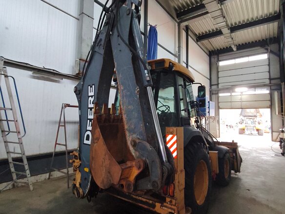 2011 John Deere 325J, жёлтый, 3800000 рублей - вид 5