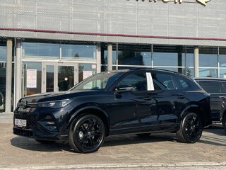 2026 Volkswagen Tiguan L Pro III (China Market), чёрный, 4875000 рублей, вид 1