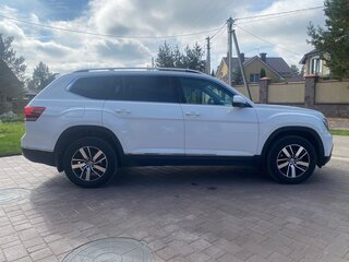 2018 Volkswagen Teramont I, белый, 2670000 рублей, вид 4