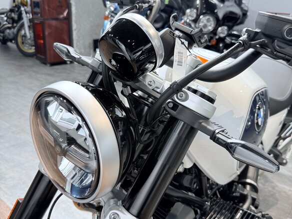 2026 BMW R 12 Nine T, белый, 1999000 рублей - вид 18