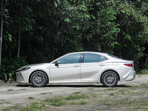 2026 Toyota Camry IX (XV80) China Market, бежевый, 4090000 рублей - вид 7