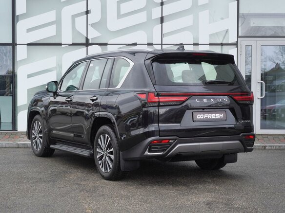 2026 Lexus LX 500d IV, чёрный, 17850000 рублей - вид 2