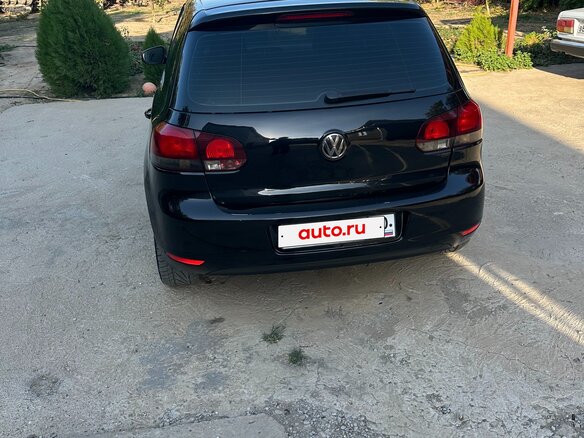 2009 Volkswagen Golf VI, чёрный, 650000 рублей - вид 2