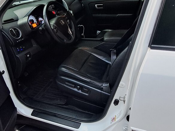 2011 Honda Pilot II Рестайлинг, белый, 2200000 рублей - вид 9