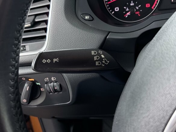 2012 Audi Q3 I (8U), оранжевый, 1657000 рублей - вид 5