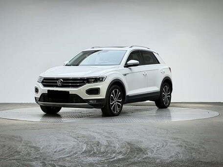 2023 Volkswagen T-Roc I (China Market), белый, 1810000 рублей, вид 1