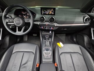 2023 Audi Q2 35 TDI I Рестайлинг, чёрный, 3158000 рублей, вид 4