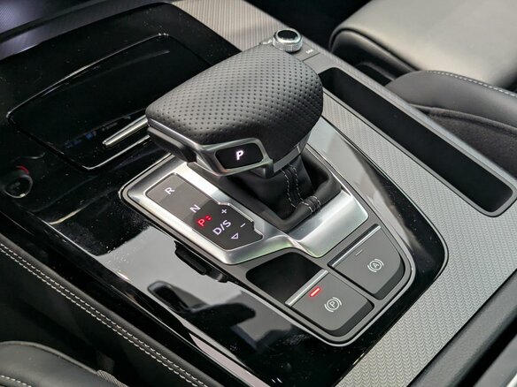 2026 Audi Q5 L 45 TFSI II (FY) Рестайлинг, серый, 6090000 рублей - вид 18