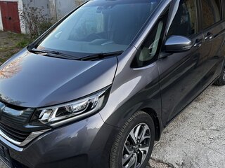 2019 Honda Freed II, серый, 1700000 рублей, вид 1