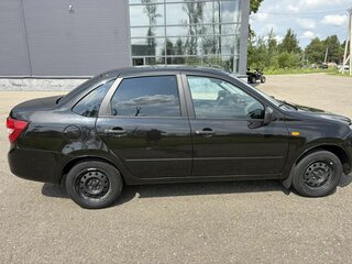 2016 Lada (ВАЗ) Granta I, чёрный, 400000 рублей, вид 4