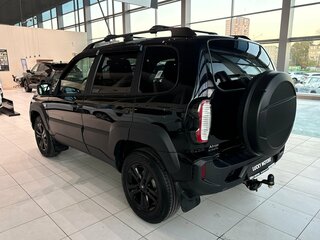 2023 Lada (ВАЗ) Niva Travel I, чёрный, 1095000 рублей, вид 4
