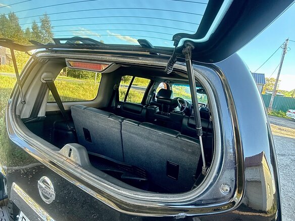 2005 Nissan Pathfinder III, чёрный - вид 16