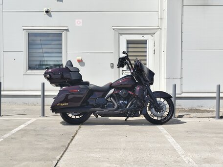 2019 Harley-Davidson CVO Street Glide, чёрный, 2149000 рублей, вид 1