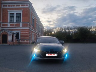 2021 Hyundai Elantra VII (CN7), синий, 2100000 рублей, вид 4