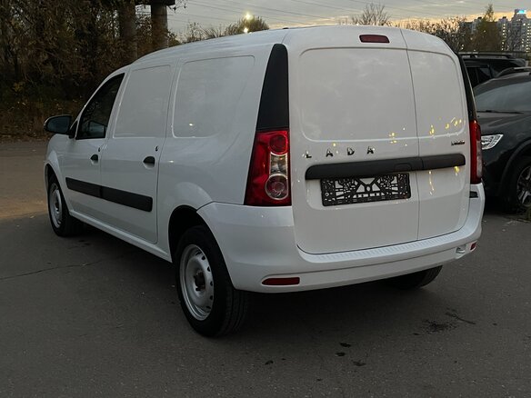 2024 Lada (ВАЗ) Largus I Рестайлинг, белый, 750000 рублей - вид 3