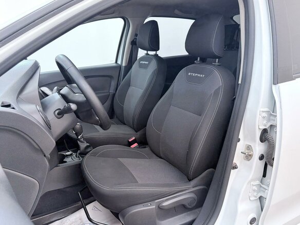 2021 Renault Logan Stepway II Рестайлинг, белый - вид 8