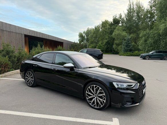 2023 Audi S8 IV (D5) Рестайлинг, чёрный - вид 5