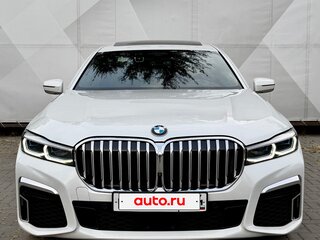2021 BMW 7 серии Long 740Li xDrive VI (G11/G12) Рестайлинг, белый, 8900000 рублей, вид 2