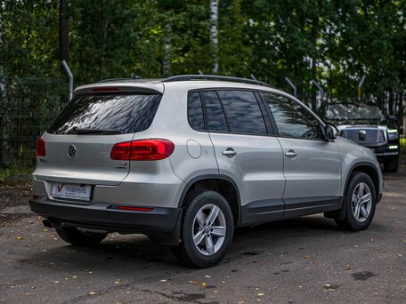 2013 Volkswagen Tiguan I Рестайлинг, серый, 1035000 рублей, вид 2