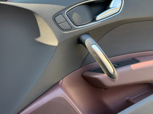 2012 Audi A1 I (8X), красный, 1090000 рублей - вид 17