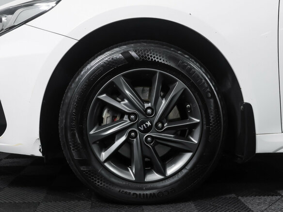 2019 Kia Optima IV Рестайлинг, белый, 1307000 рублей - вид 20