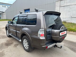 2013 Mitsubishi Pajero IV Рестайлинг 1, коричневый, 1850000 рублей, вид 5