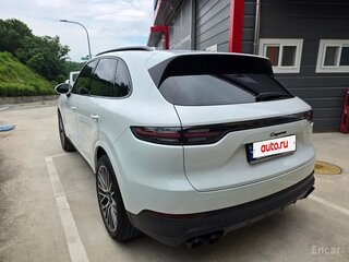 2022 Porsche Cayenne III, белый, 7100000 рублей, вид 5