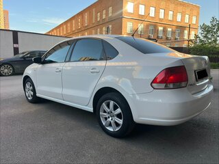 2012 Volkswagen Polo V, белый, 695000 рублей, вид 4