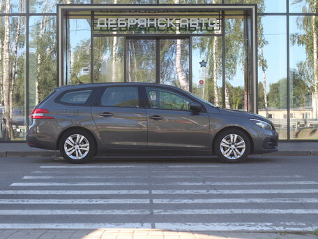 2019 Peugeot 308 II Рестайлинг, серый, 1120000 рублей, вид 3