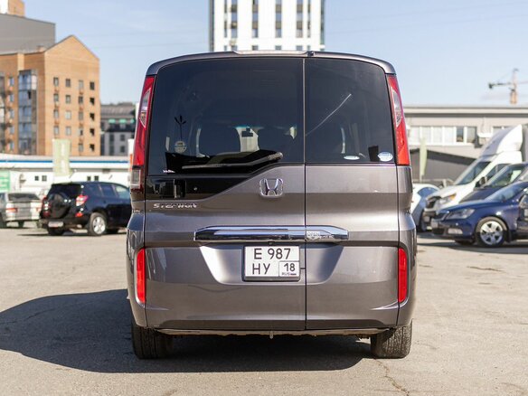 2020 Honda Stepwgn V Рестайлинг, серый, 2299000 рублей - вид 5