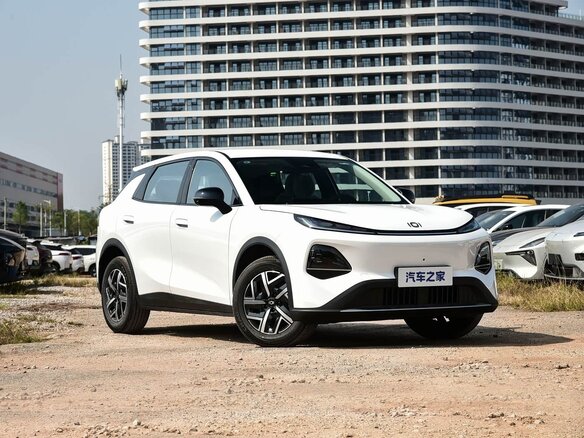 2026 Changan Qiyuan Q05 40.3 kWh II, белый, 1920000 рублей