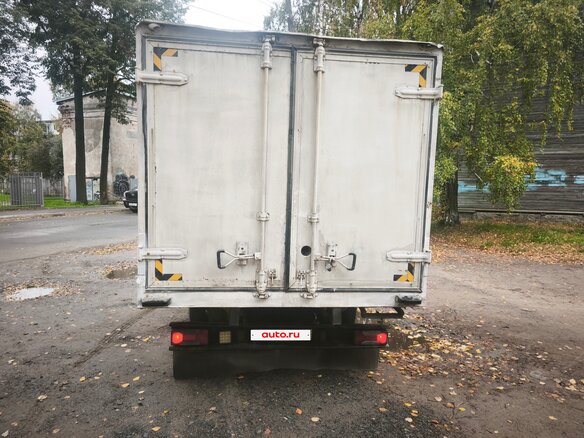 2011 Iveco Daily, белый, 1290000 рублей - вид 2