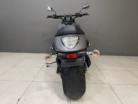 2017 Suzuki Boulevard M109R, серый, 1250000 рублей - вид 3