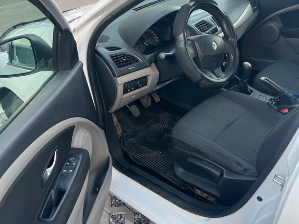 2012 Renault Fluence I, белый, 370000 рублей - вид 5