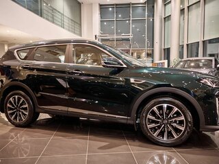 2026 Jetour X70+ I Рестайлинг, зелёный, 3068630 рублей, вид 4