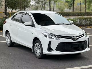 2022 Toyota Vios III Рестайлинг, белый, 1115000 рублей, вид 2