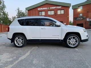 2013 Jeep Compass I Рестайлинг 2, белый, 1630000 рублей, вид 2