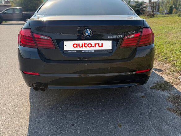 2012 BMW 5 серии 520i VI (F10/F11/F07), чёрный, 1690000 рублей - вид 5