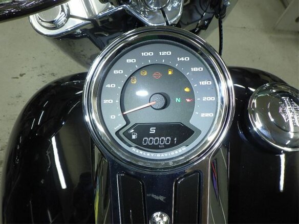 2026 Harley-Davidson Fat Boy, чёрный - вид 6