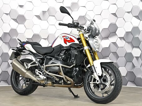2016 BMW R 1200 R, белый, 877000 рублей, вид 1