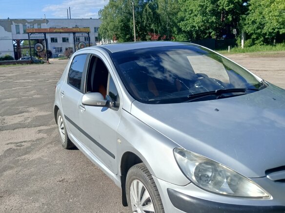 2001 Peugeot 307 I, белый, 220000 рублей - вид 1