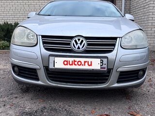 2010 Volkswagen Jetta V, серый, 460000 рублей, вид 3