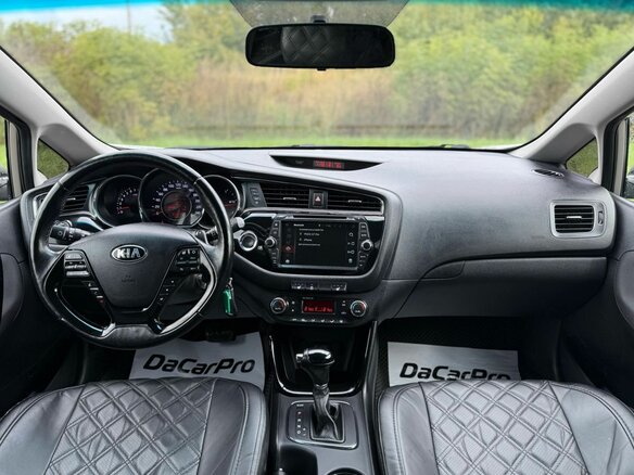 2015 Kia Ceed II Рестайлинг, бежевый, 1350000 рублей - вид 8