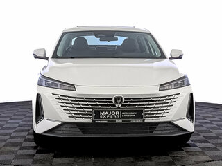 2024 Changan Lamore, белый, 2379000 рублей, вид 2