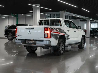 2025 Mitsubishi L200 VI, белый, 5400000 рублей, вид 4