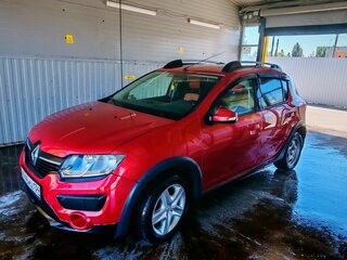 2015 Renault Sandero Stepway II, красный, 750000 рублей, вид 4
