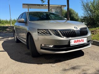 2018 Skoda Octavia III (A7) Рестайлинг, бежевый, 1780000 рублей, вид 3